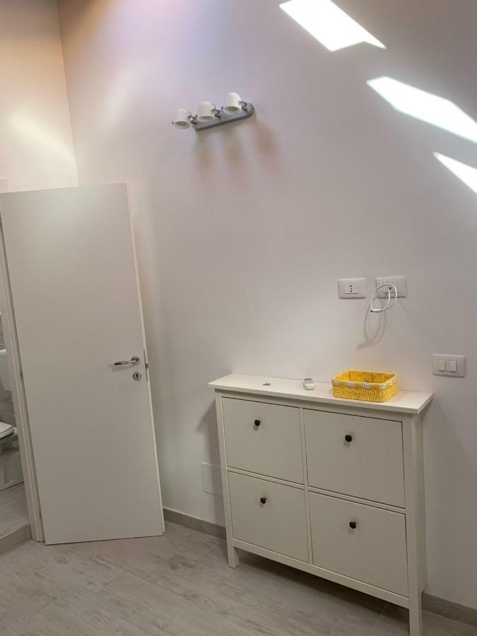 Deni'S Apartments Syracuse Bagian luar foto
